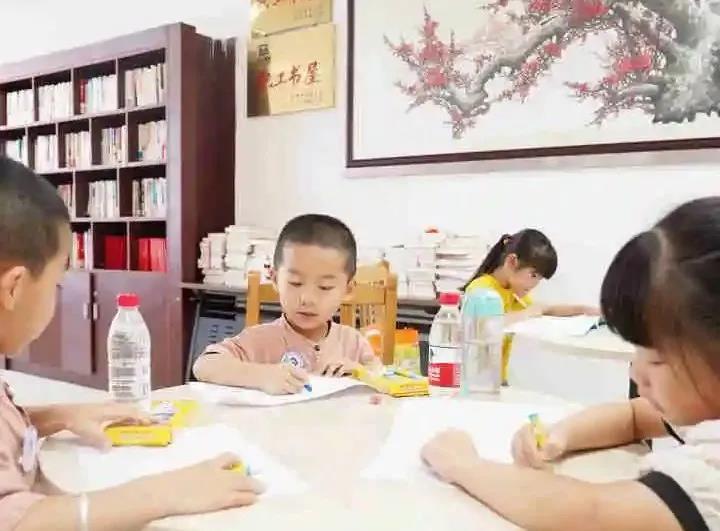 學黨史 辦實事 | 廣青科技舉辦愛心暑假班