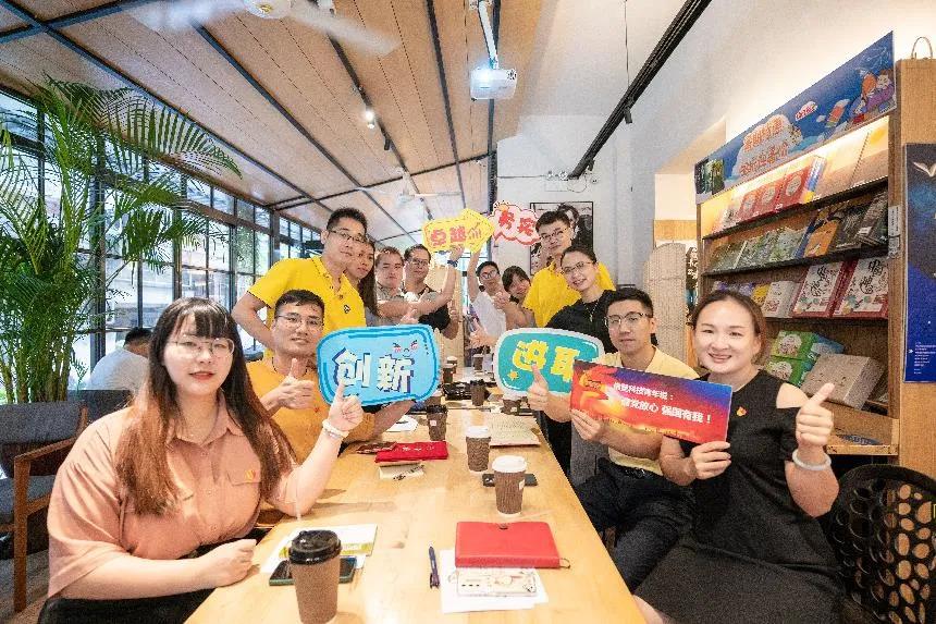 【學(xué)黨史 悟思想】“請黨放心、強(qiáng)國有我”：佛塑科技青年暢談學(xué)習(xí)習(xí)近平總書記“七一”重要講話精神體會(huì)、感悟