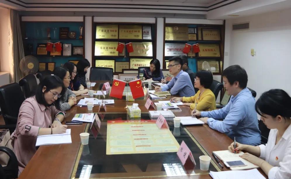 【“五四青年談”系列報道之五】逆境尋機(jī) 外貿(mào)先鋒的破局“組合拳” ——記省外貿(mào)開發(fā)業(yè)務(wù)四部經(jīng)理李福建