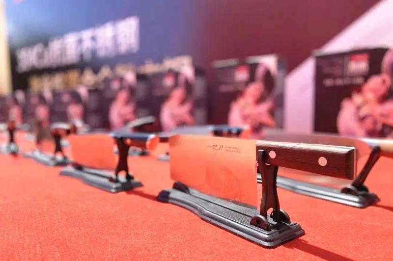【企業(yè)動(dòng)態(tài)】廣青科技助力刀剪企業(yè)成功研發(fā)300系抗菌不銹鋼熔覆刀 【企業(yè)動(dòng)態(tài)】廣青科技助力刀剪企業(yè)成功研發(fā)300系抗菌不銹鋼熔覆刀