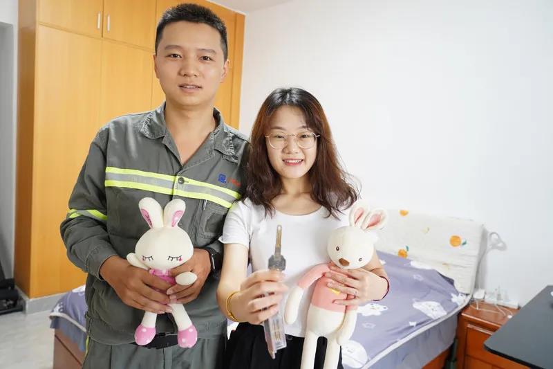廣青科技:114對(duì)雙職工入住“夫妻樓” 廣青科技:114對(duì)雙職工入住“夫妻樓”