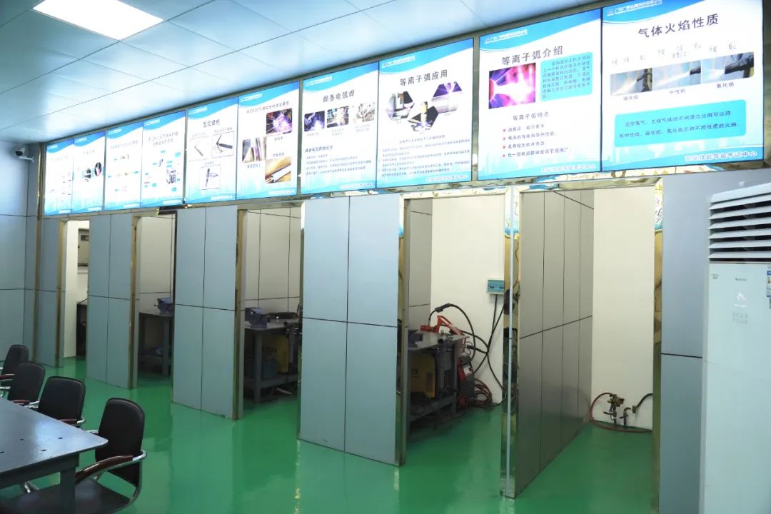 廣青科技被授予陽(yáng)江市“企業(yè)技能人才評(píng)價(jià)單位” 廣青科技被授予陽(yáng)江市“企業(yè)技能人才評(píng)價(jià)單位”