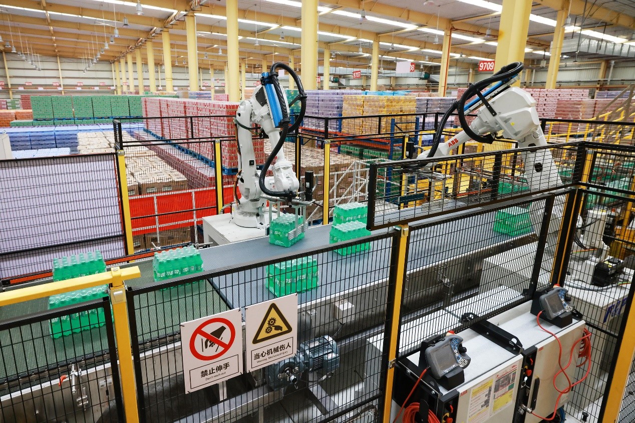 加快布局大灣區(qū),省食品合資企業(yè)廣東太古可口可樂億元產(chǎn)線投產(chǎn) 加快布局大灣區(qū),省食品合資企業(yè)廣東太古可口可樂億元產(chǎn)線投產(chǎn)