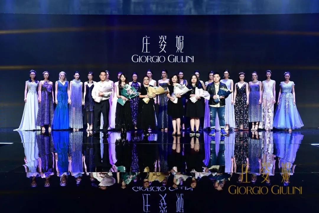 【“廣新國企改革三年行動進(jìn)行時(shí)”報(bào)道之二】改革添動力 品牌文化激活“向心力” 打造“四位一體”價(jià)值型品牌戰(zhàn)略 【“廣新國企改革三年行動進(jìn)行時(shí)”報(bào)道之二】改革添動力 品牌文化激活“向心力” 打造“四位一體”價(jià)值型品牌戰(zhàn)略