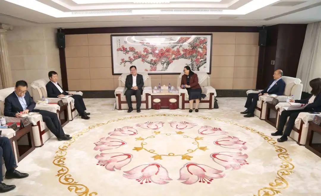 交通銀行廣東省分行黨委書記、行長(zhǎng)唐朔一行到訪集團(tuán) 交通銀行廣東省分行黨委書記、行長(zhǎng)唐朔一行到訪集團(tuán)