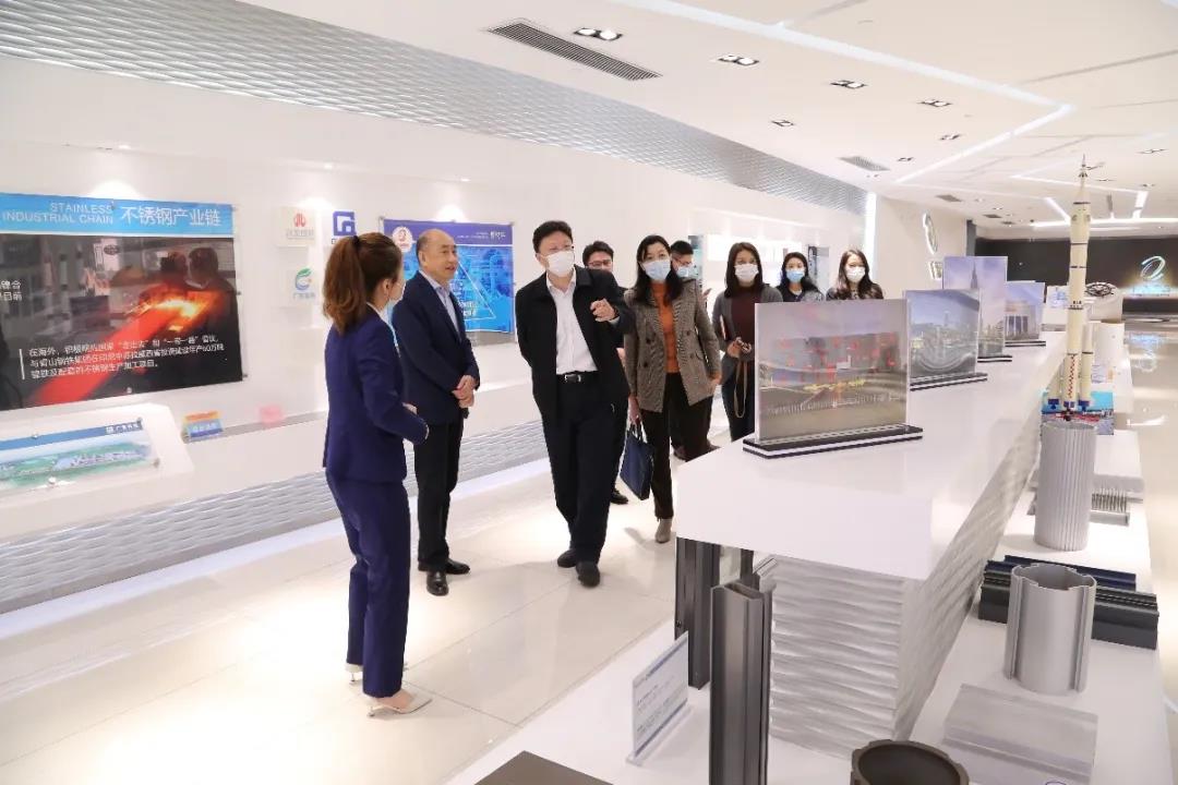 稅企共建,精誠(chéng)共治—— 省稅務(wù)局第三分局到集團(tuán)調(diào)研 稅企共建,精誠(chéng)共治—— 省稅務(wù)局第三分局到集團(tuán)調(diào)研