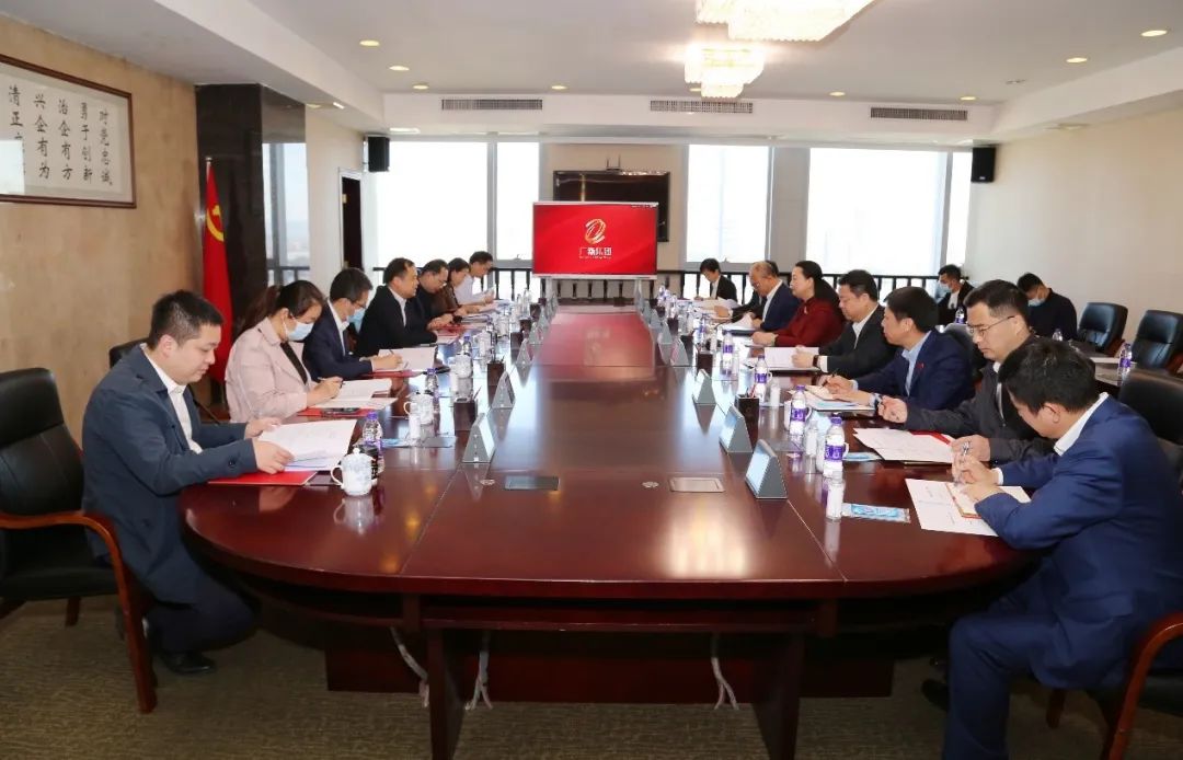 海珠區(qū)委書記蔡澍一行到訪廣新集團(tuán) 海珠區(qū)委書記蔡澍一行到訪廣新集團(tuán)