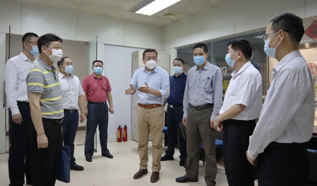 省國資委黨委委員、二級(jí)巡視員張繩道帶隊(duì)到廣新集團(tuán)督導(dǎo)疫情防控、安全生產(chǎn)和一季度生產(chǎn)經(jīng)營情況 省國資委黨委委員、二級(jí)巡視員張繩道帶隊(duì)到廣新集團(tuán)督導(dǎo)疫情防控、安全生產(chǎn)和一季度生產(chǎn)經(jīng)營情況