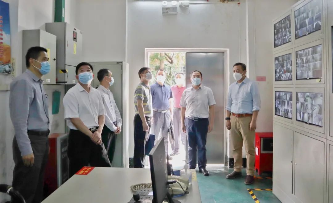 省國資委黨委委員、二級(jí)巡視員張繩道帶隊(duì)到廣新集團(tuán)督導(dǎo)疫情防控、安全生產(chǎn)和一季度生產(chǎn)經(jīng)營情況 省國資委黨委委員、二級(jí)巡視員張繩道帶隊(duì)到廣新集團(tuán)督導(dǎo)疫情防控、安全生產(chǎn)和一季度生產(chǎn)經(jīng)營情況