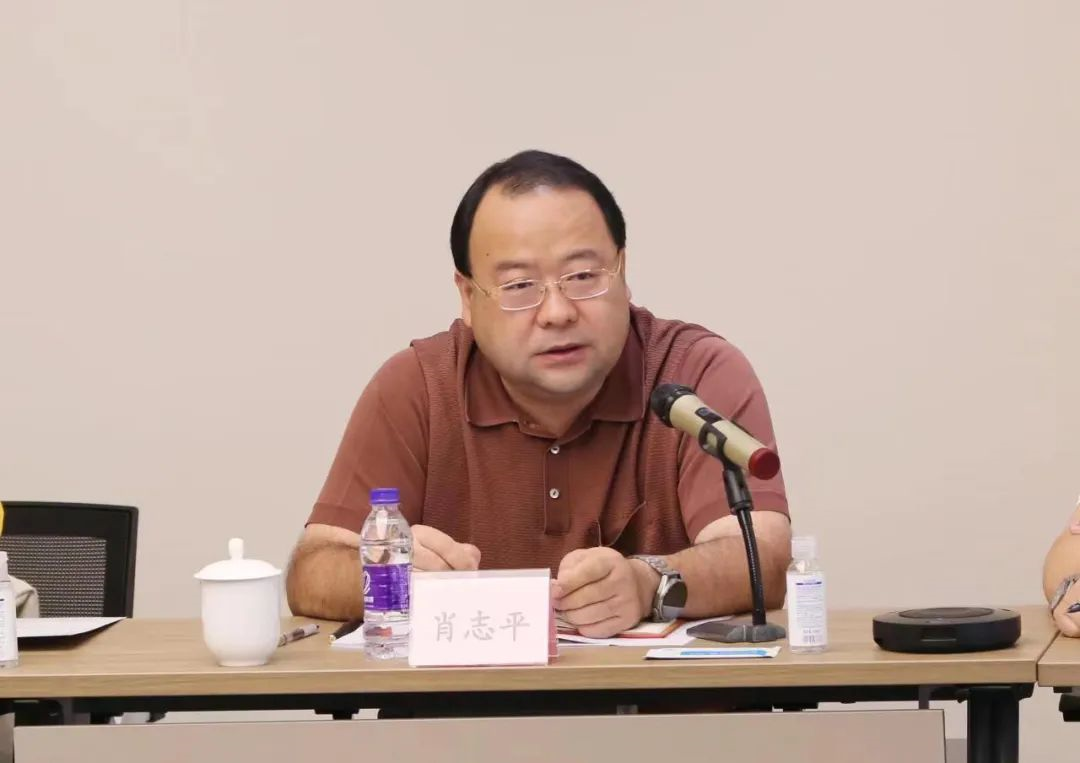 奮進(jìn)共生,共享未來——廣新集團召開財務(wù)共享建設(shè)《責(zé)任書》簽署暨勞動競賽啟動會議 奮進(jìn)共生,共享未來——廣新集團召開財務(wù)共享建設(shè)《責(zé)任書》簽署暨勞動競賽啟動會議