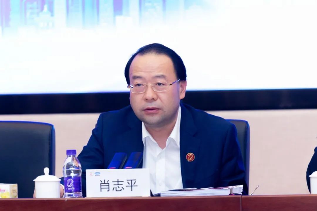 廣新集團(tuán)召開科技創(chuàng)新大會 廣新集團(tuán)召開科技創(chuàng)新大會